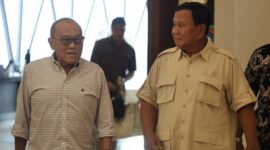 Calon Presiden Prabowo Subianto bertemu dengan pengusaha dan politisi Aburizal Bakrie, (Dok. Tim Media Prabowo Subianto)