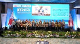 Foto : Konvensi Nasional RSKKNI Perkuat Kompetensi dan Perlindungan Konsumen di Sektor Jasa Keuangan di Double Tree by Hilton Honors Hotel di Surabaya (9/7/24). (Doc.Ist)
