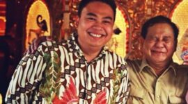 Angga Raka Prabowo bersama Prabowo Subianto. (Instagram.com/@anggarakaprabowo)