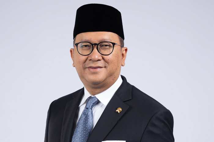 Rosan Roeslani umumkan rekor investasi triwulan II dengan peningkatan 11,5 persen. (Facebook.com @Rosan Roeslani)